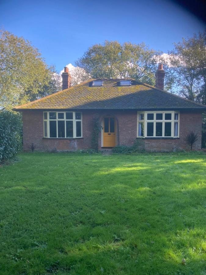 Woodland Retreat, Market Lane, Blundeston, Lowestoft ภายนอก รูปภาพ