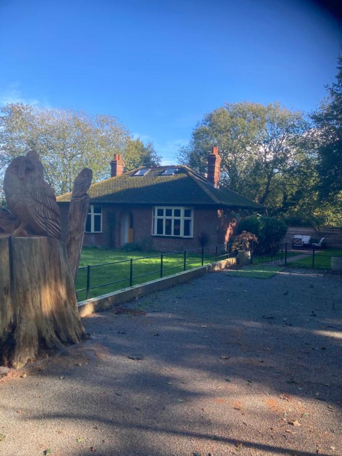 Woodland Retreat, Market Lane, Blundeston, Lowestoft ภายนอก รูปภาพ